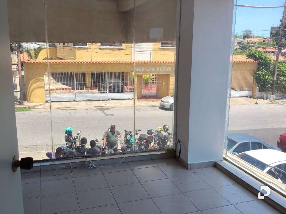 Office in Urbanización El Penonal, Lechería – 23