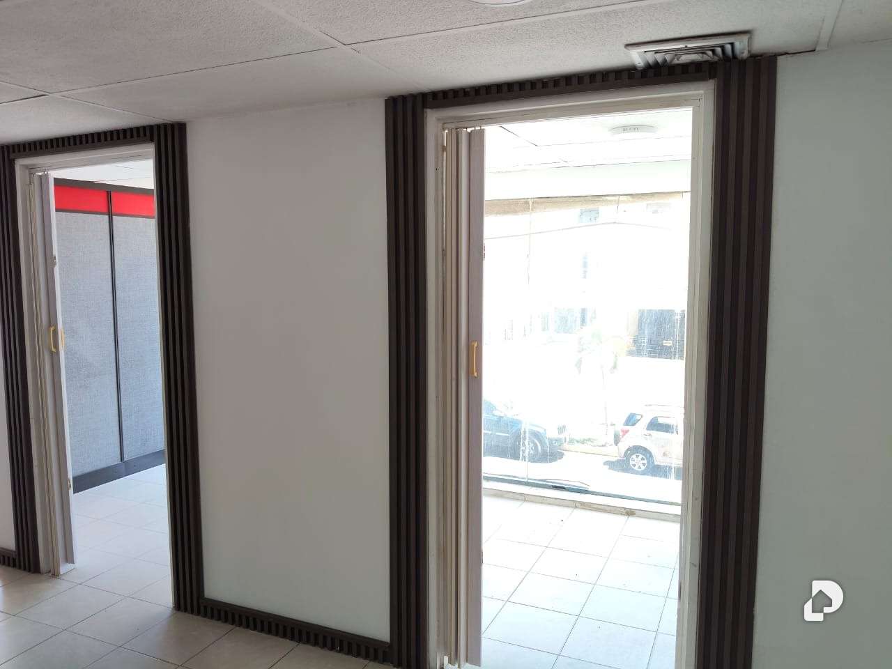 Office in Urbanización El Penonal, Lechería – 6
