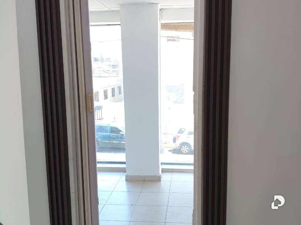 Office in Urbanización El Penonal, Lechería – 18