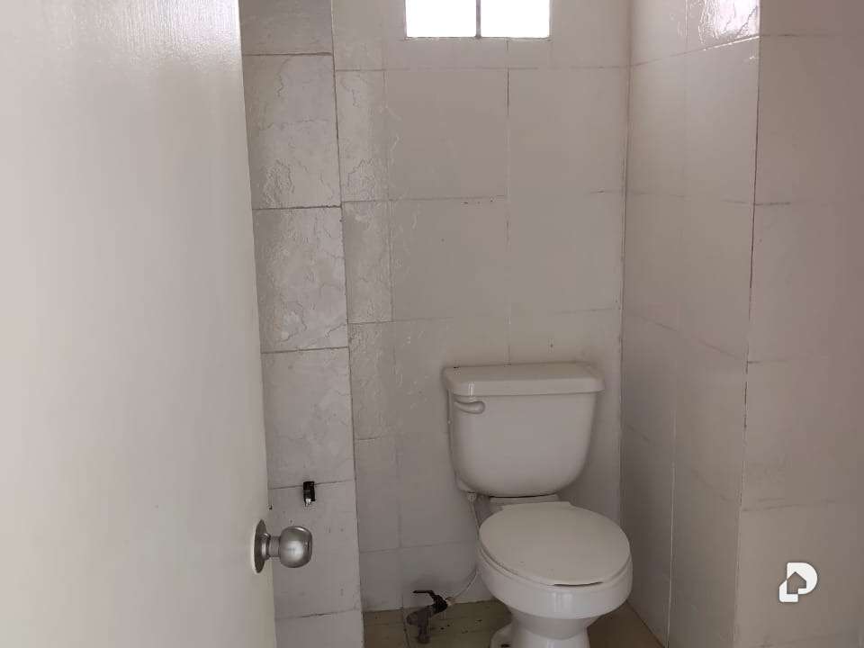 Office in Urbanización El Penonal, Lechería – 11