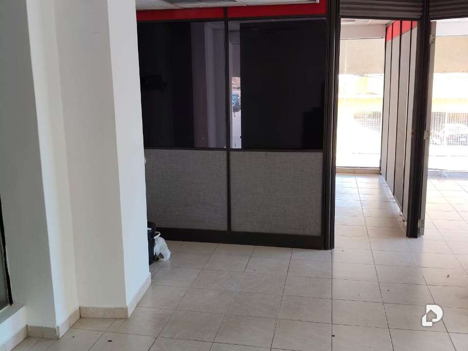 Office in Urbanización El Penonal, Lechería – 28