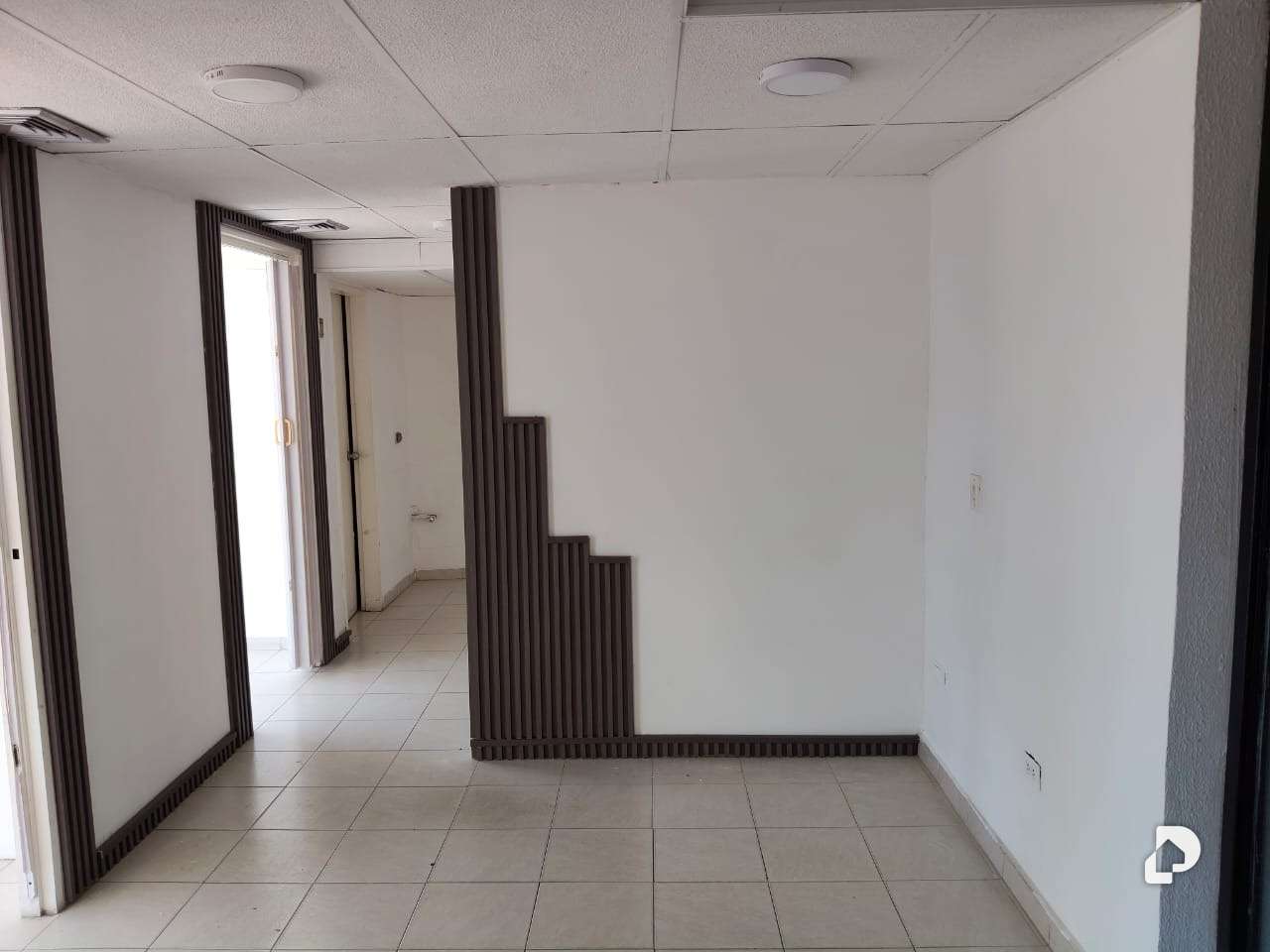 Office in Urbanización El Penonal, Lechería – 10