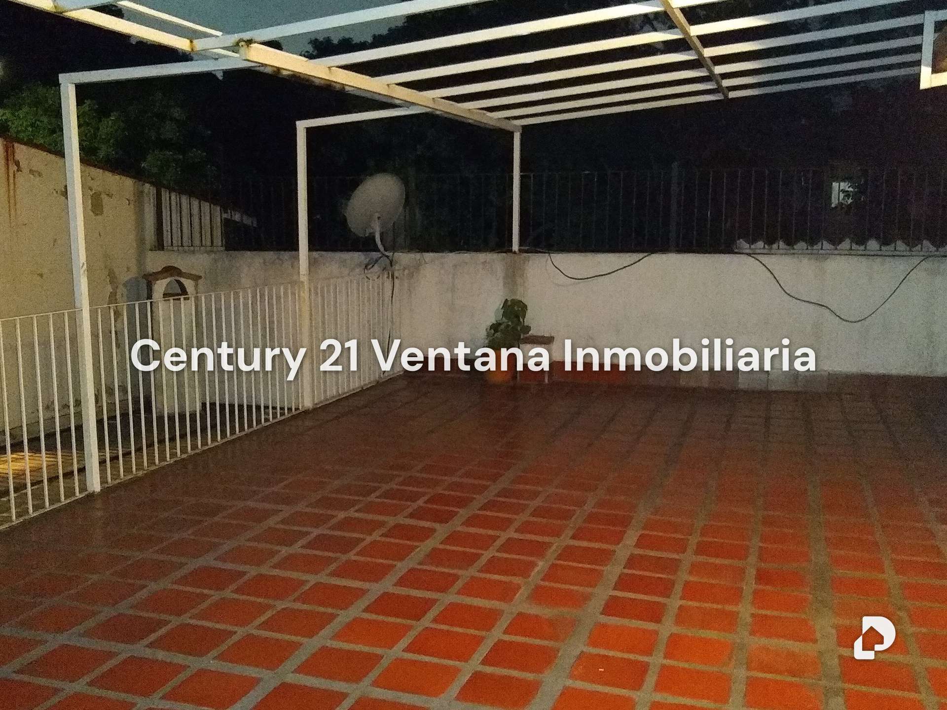 Casa en Santa Cecilia, Caracas – 26