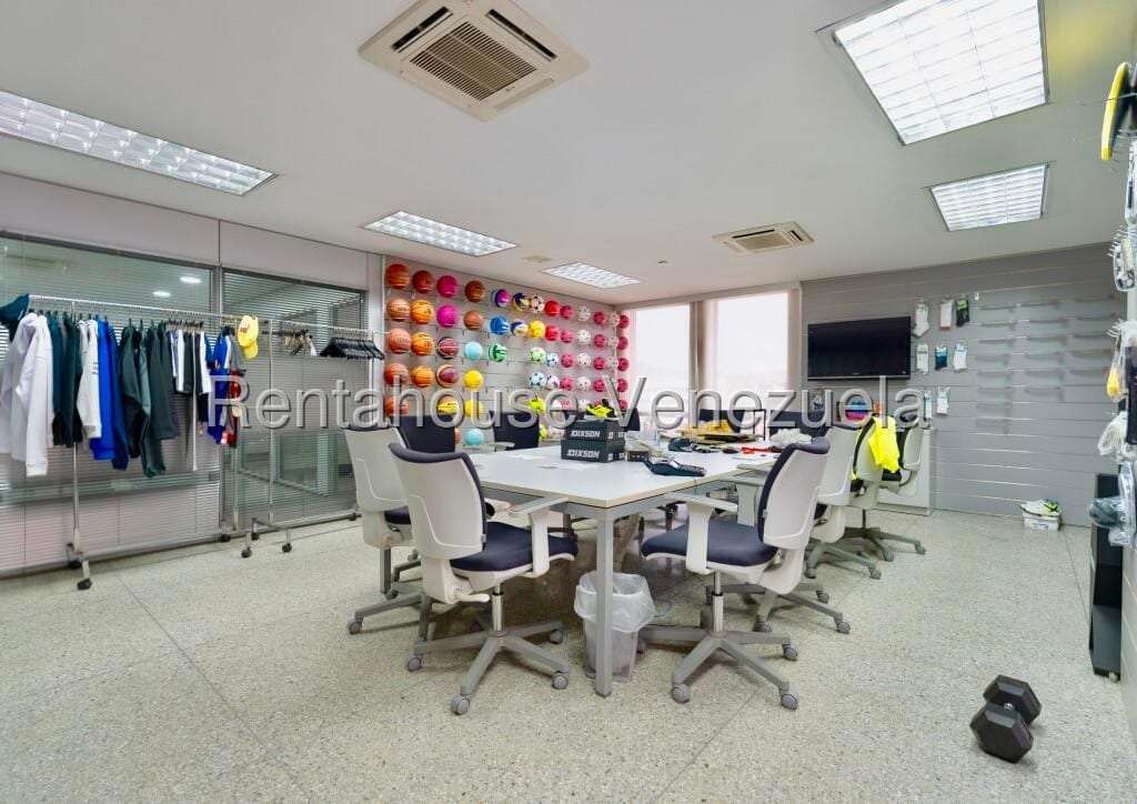 Edificio en Los Ruices, Caracas