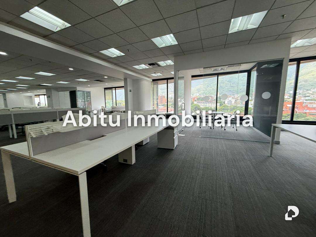 Oficina en Chacao, Caracas – 17