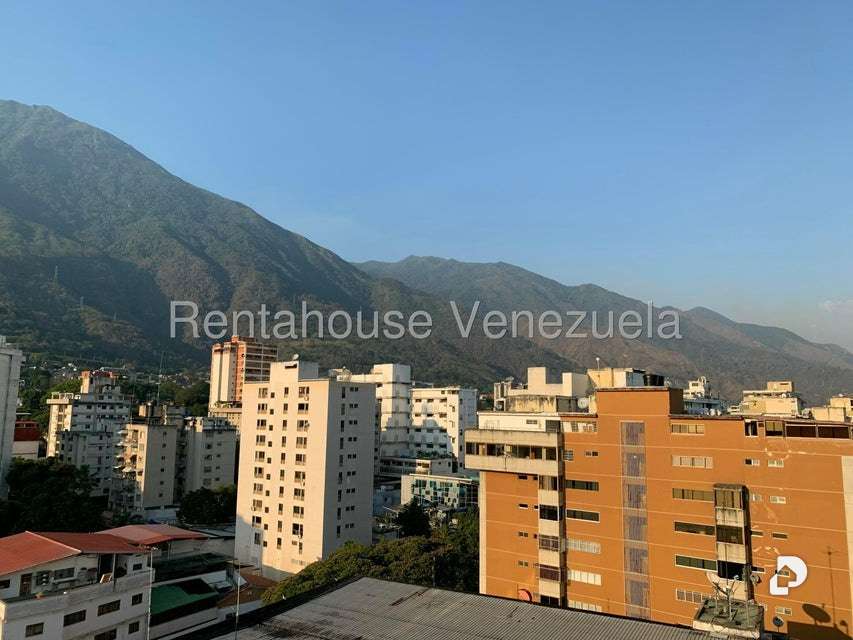 Apartamento en Los Palos Grandes, Caracas – 9