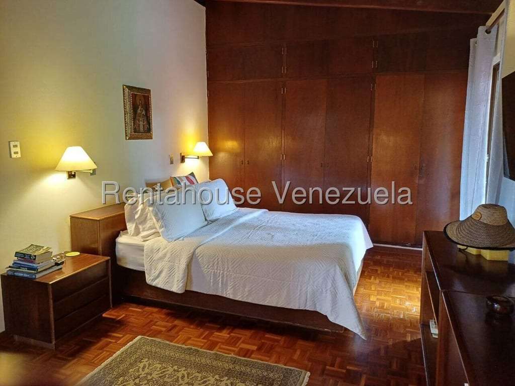 Casa en La Lagunita Country Club, Caracas