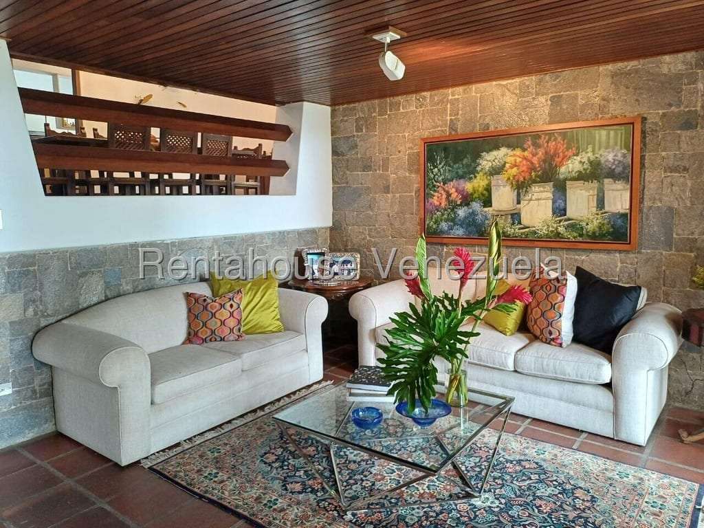 Casa en La Lagunita Country Club, Caracas