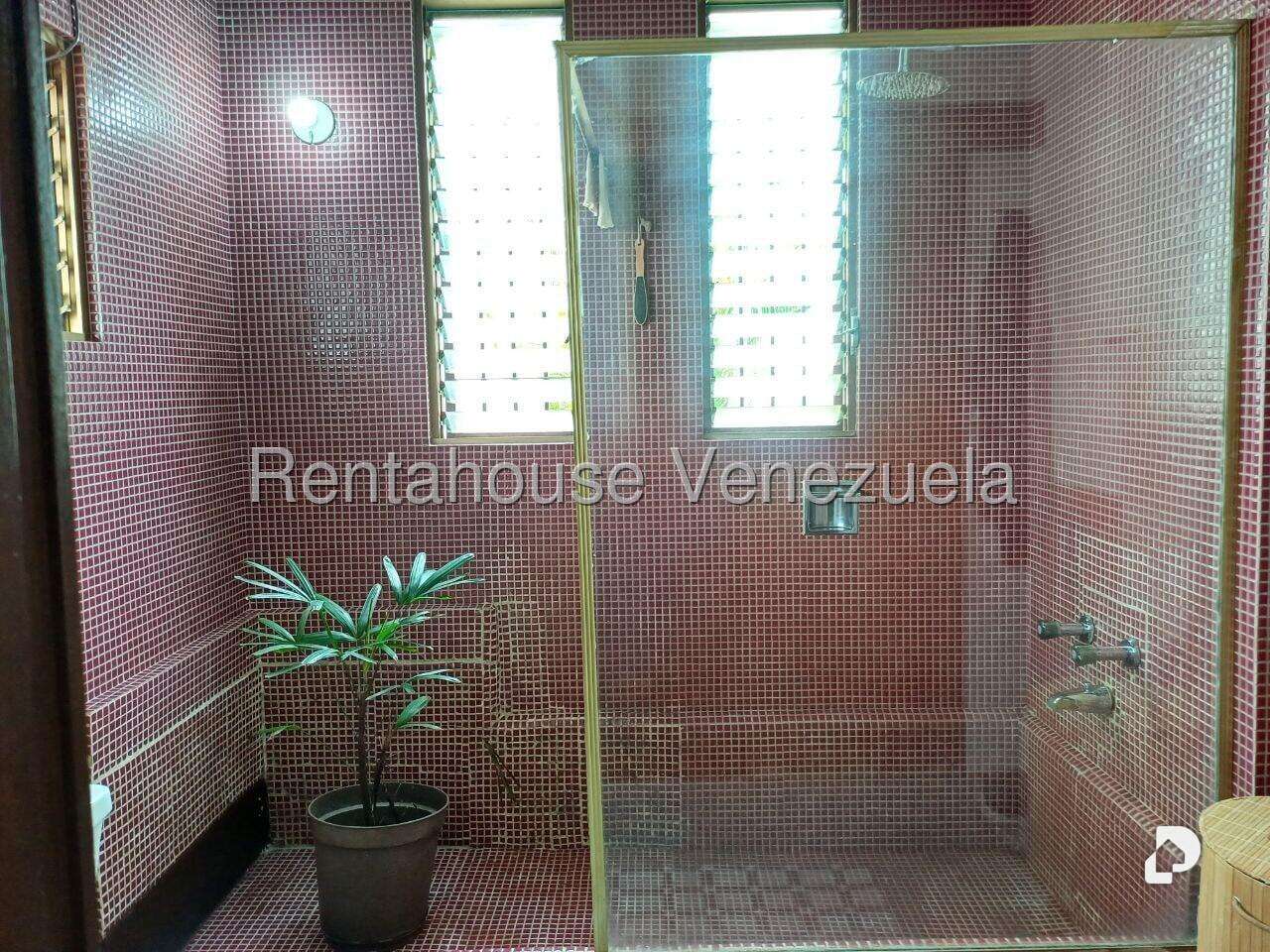 Casa en La Lagunita Country Club, Caracas – 32
