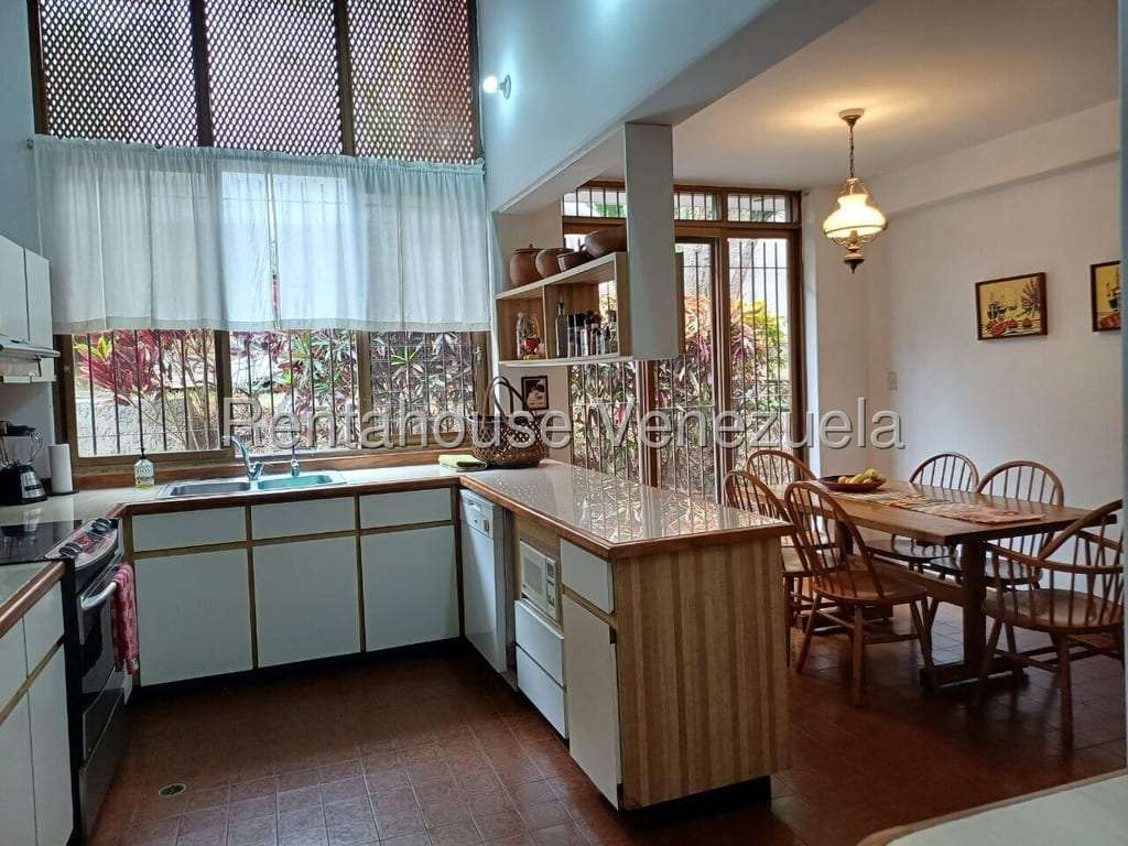 Casa en La Lagunita Country Club, Caracas
