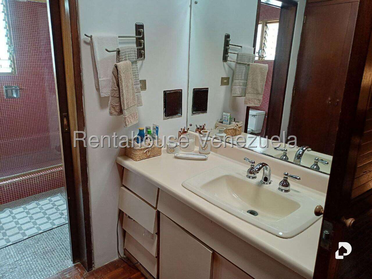 Casa en La Lagunita Country Club, Caracas – 31