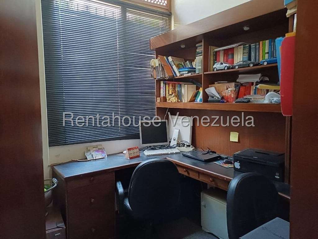Casa en La Lagunita Country Club, Caracas