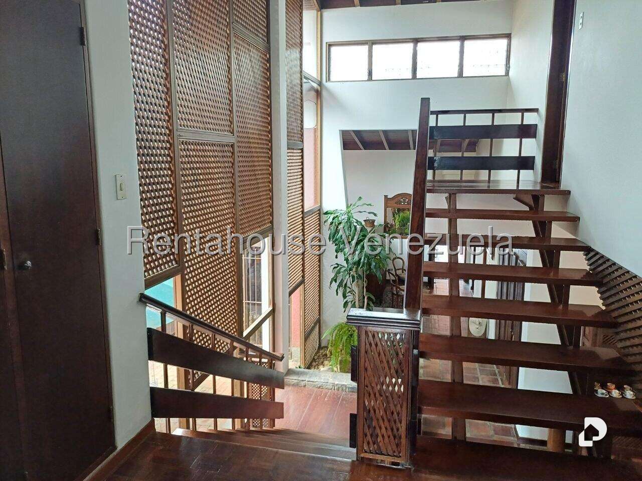 Casa en La Lagunita Country Club, Caracas – 18