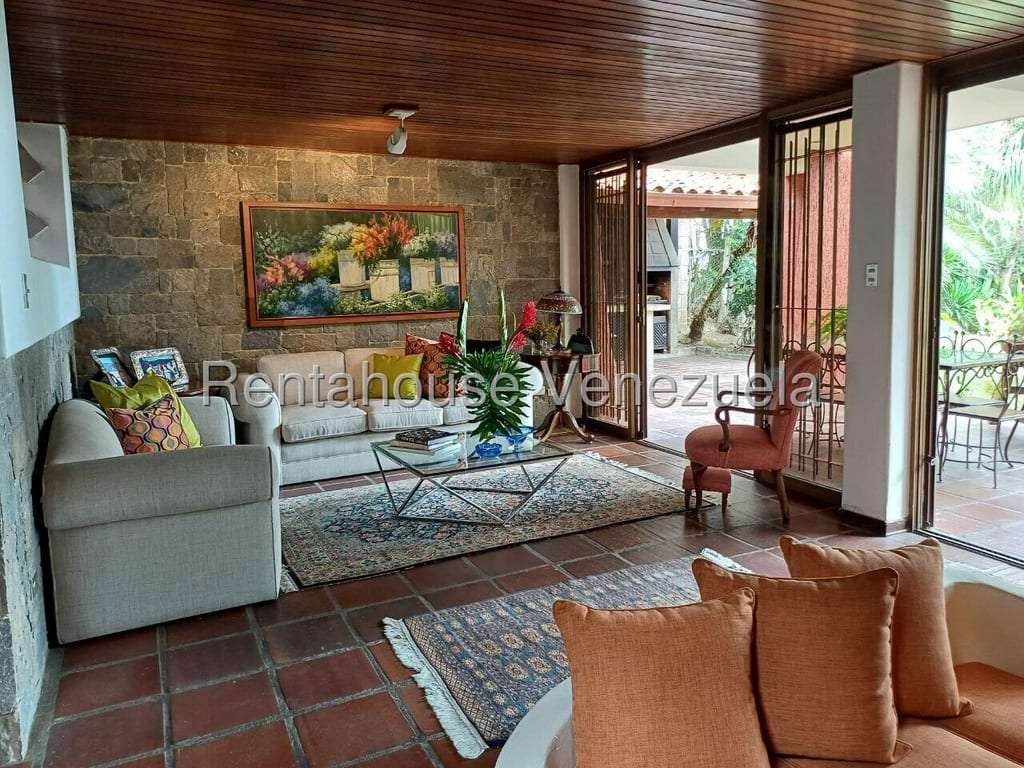 Casa en La Lagunita Country Club, Caracas