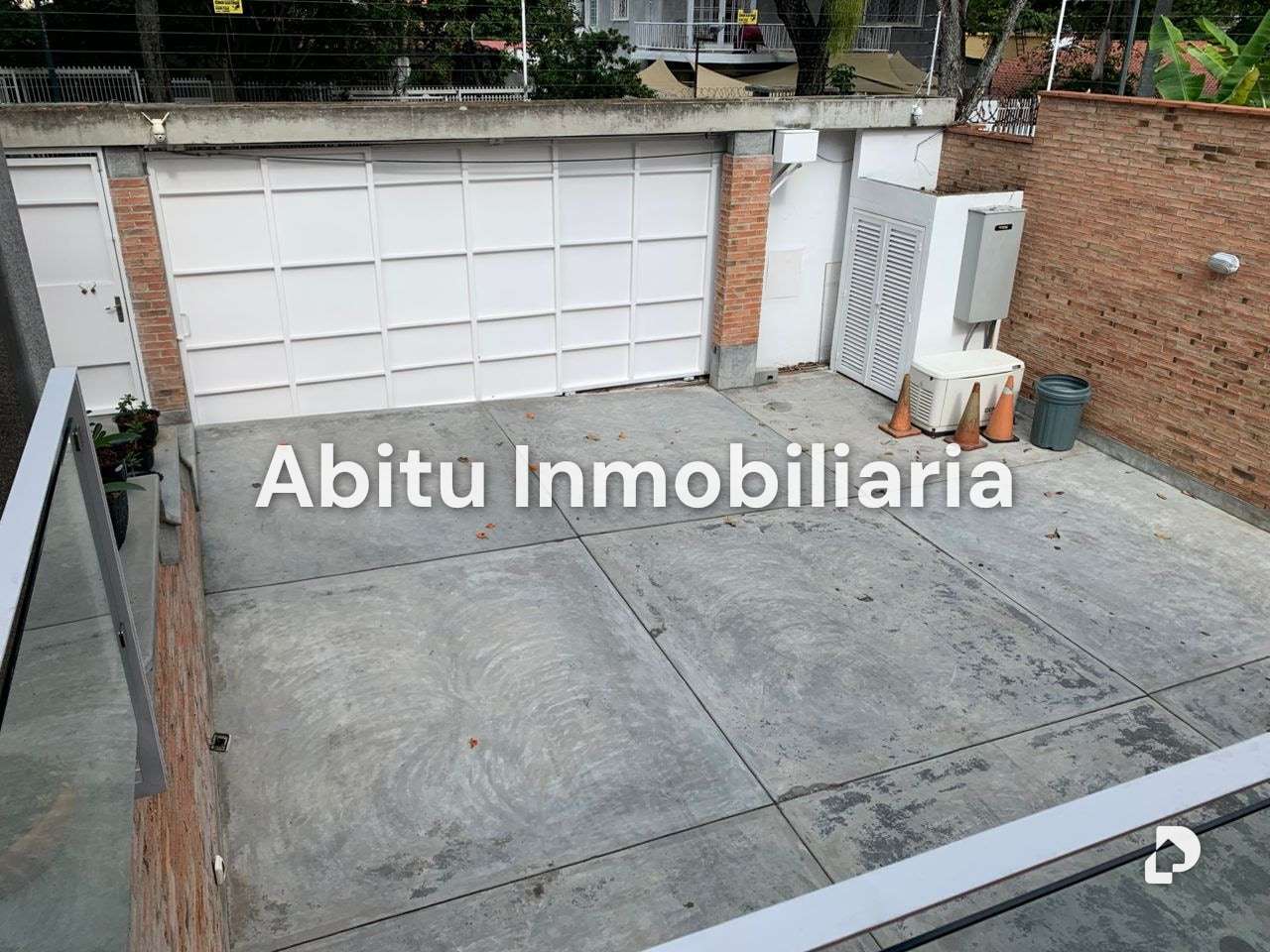 Casa en La Floresta, Caracas – 12