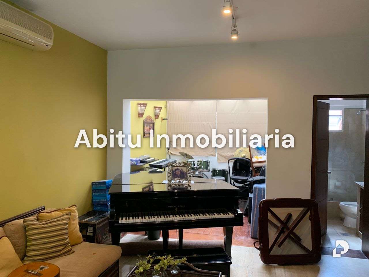 Casa en La Floresta, Caracas – 9