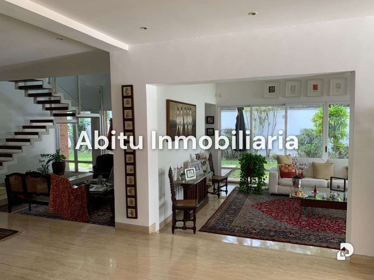 Casa en La Floresta, Caracas – 23