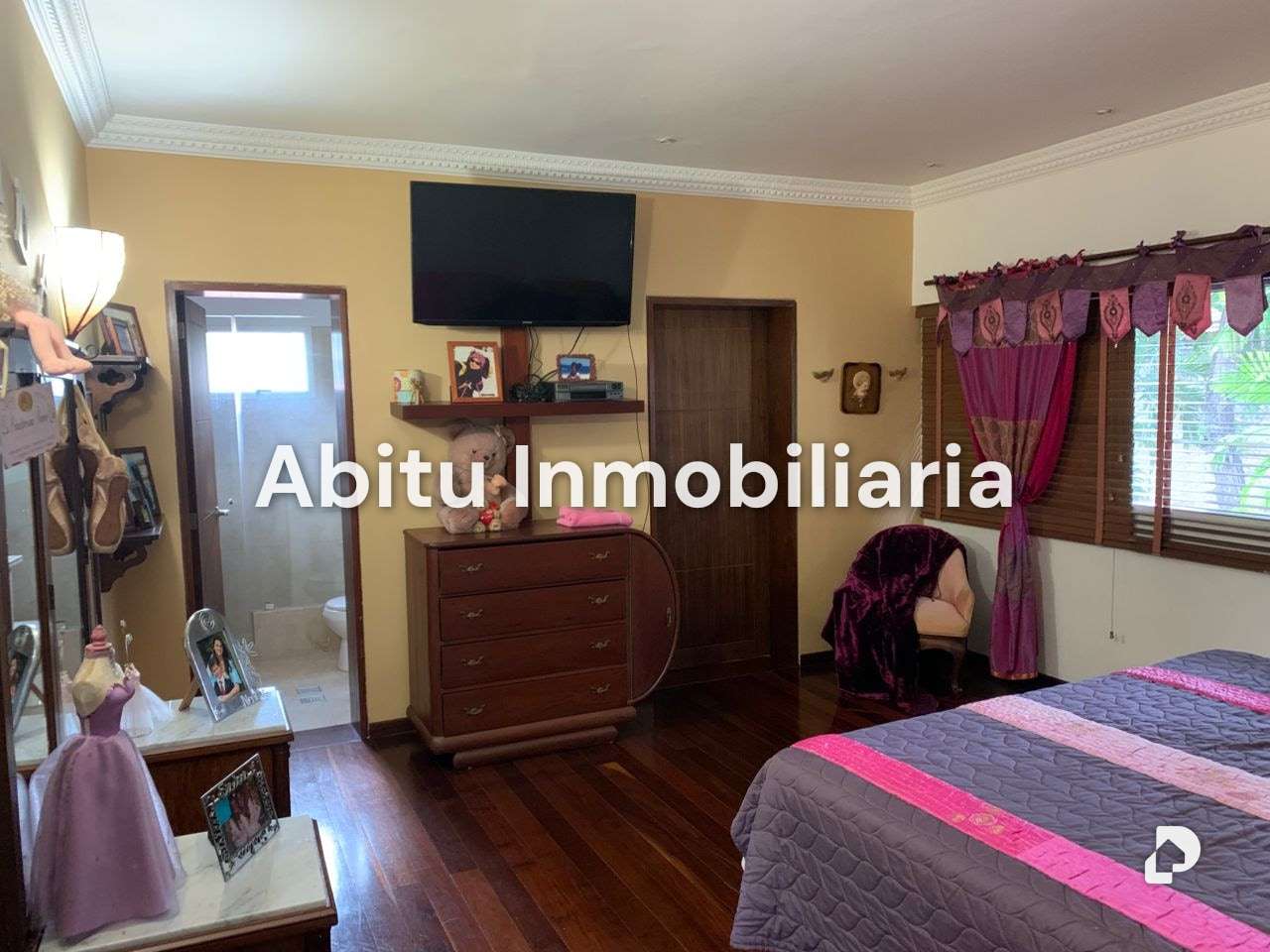 Casa en La Floresta, Caracas – 11
