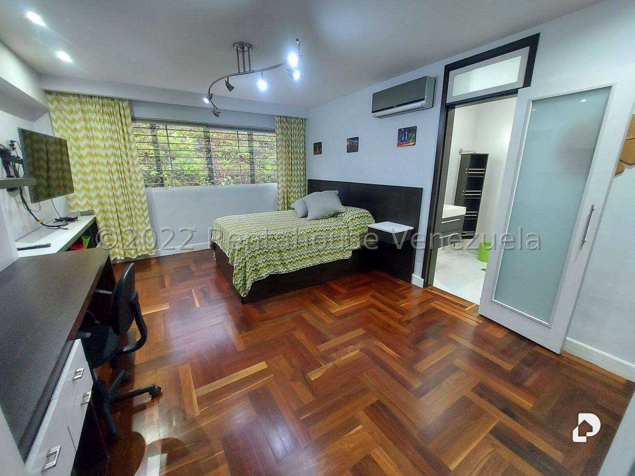 Apartamento en Lomas de La Alameda, Caracas – 22