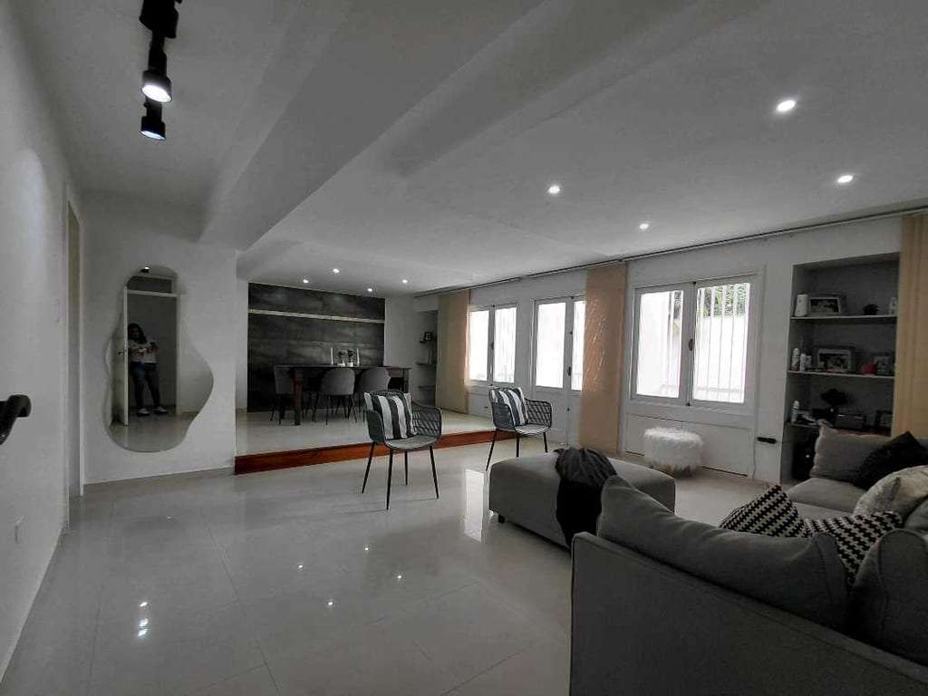 Casa en Los Nisperos, Valencia - 1