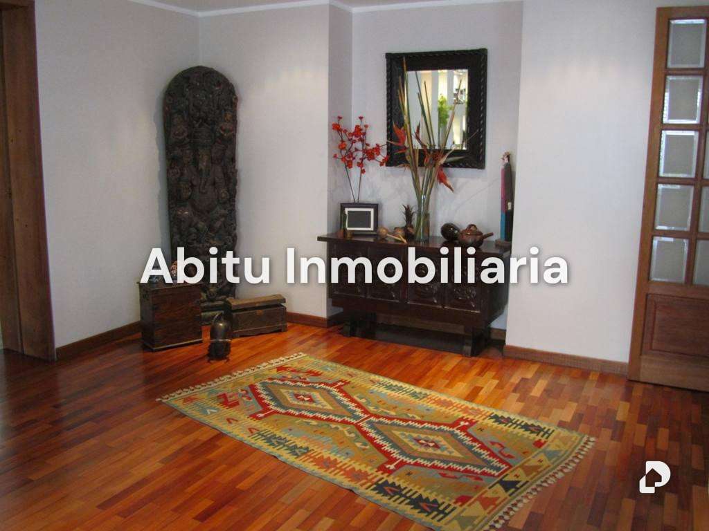Casa en Urb. Miranda, Caracas – 8