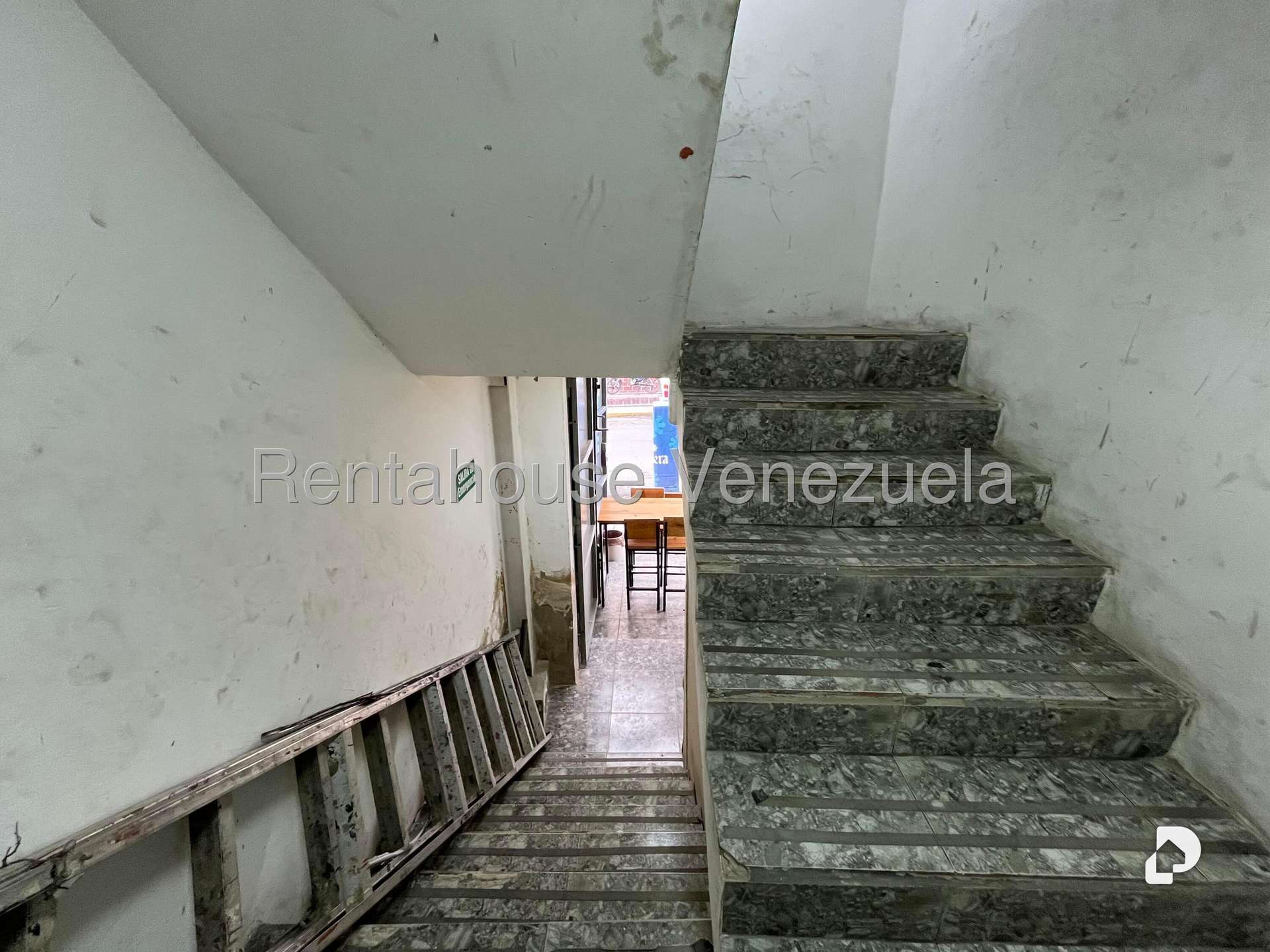 Local comercial en Catia, Caracas – 16