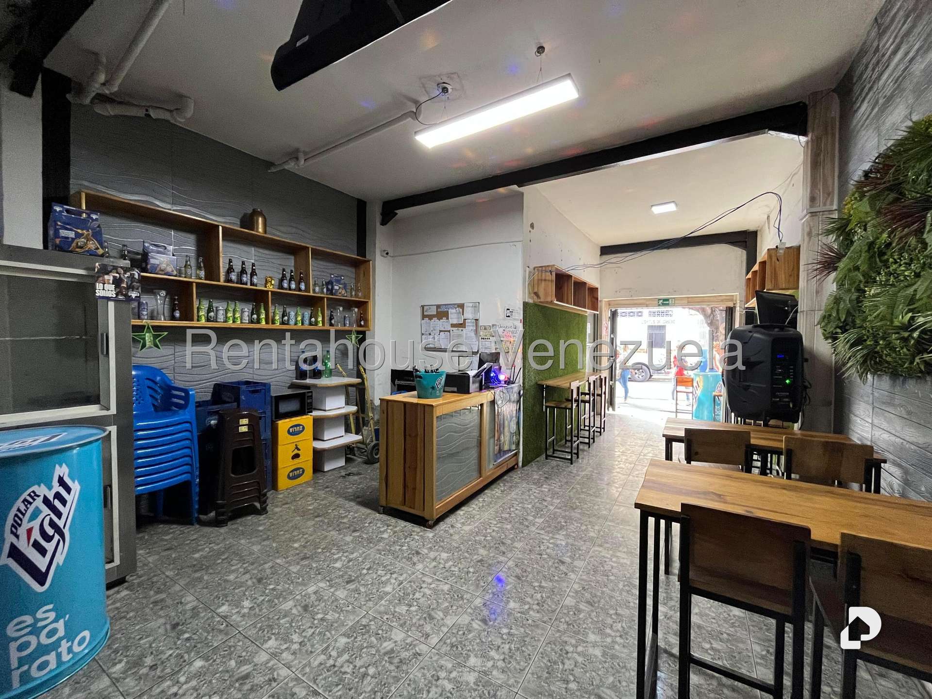 Local comercial en Catia, Caracas – 12
