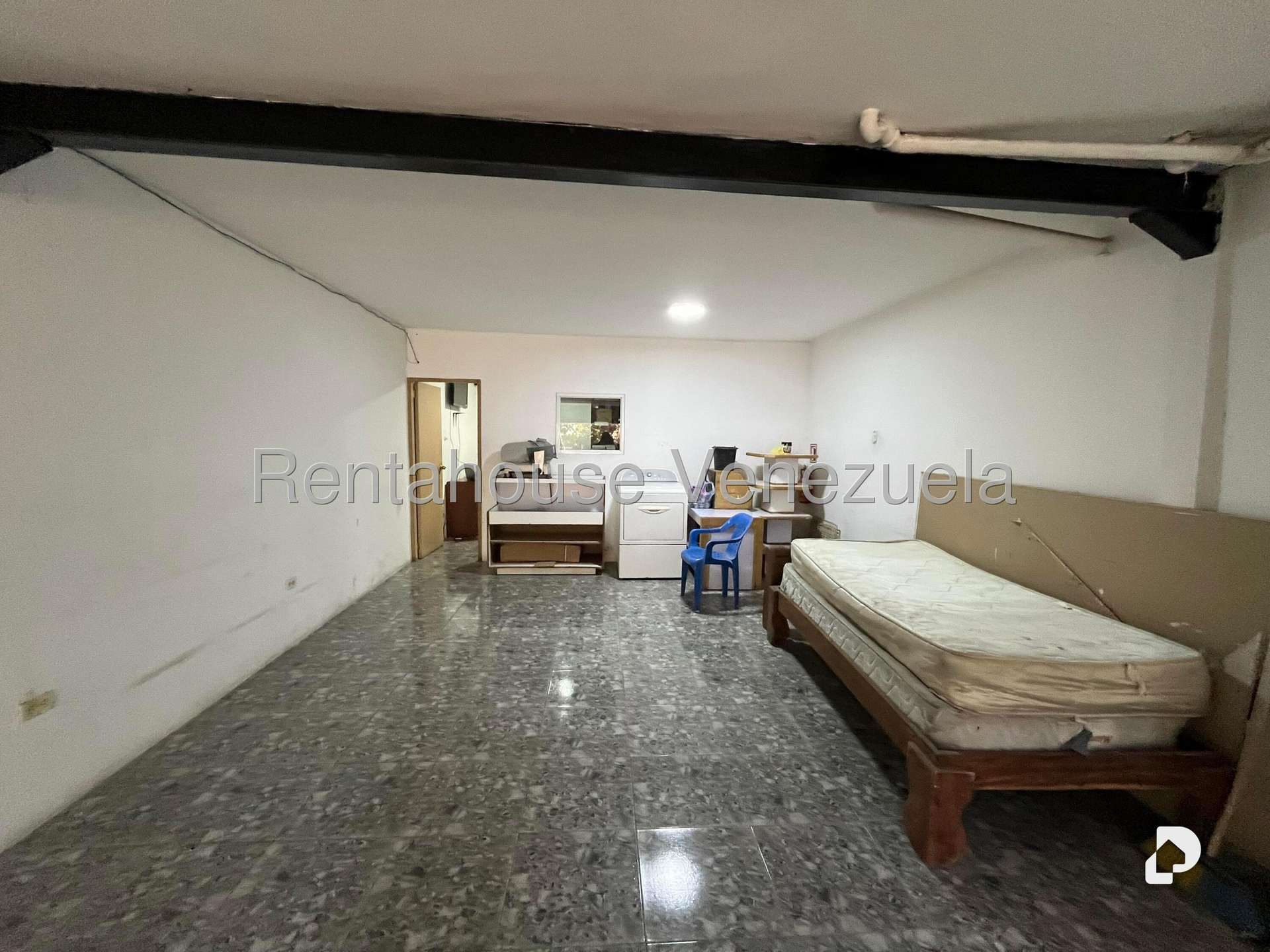 Local comercial en Catia, Caracas – 18