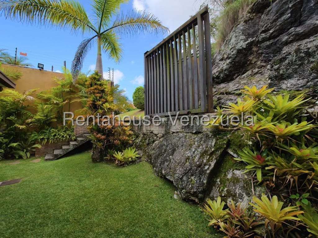 Casa en La Lagunita Country Club, Caracas