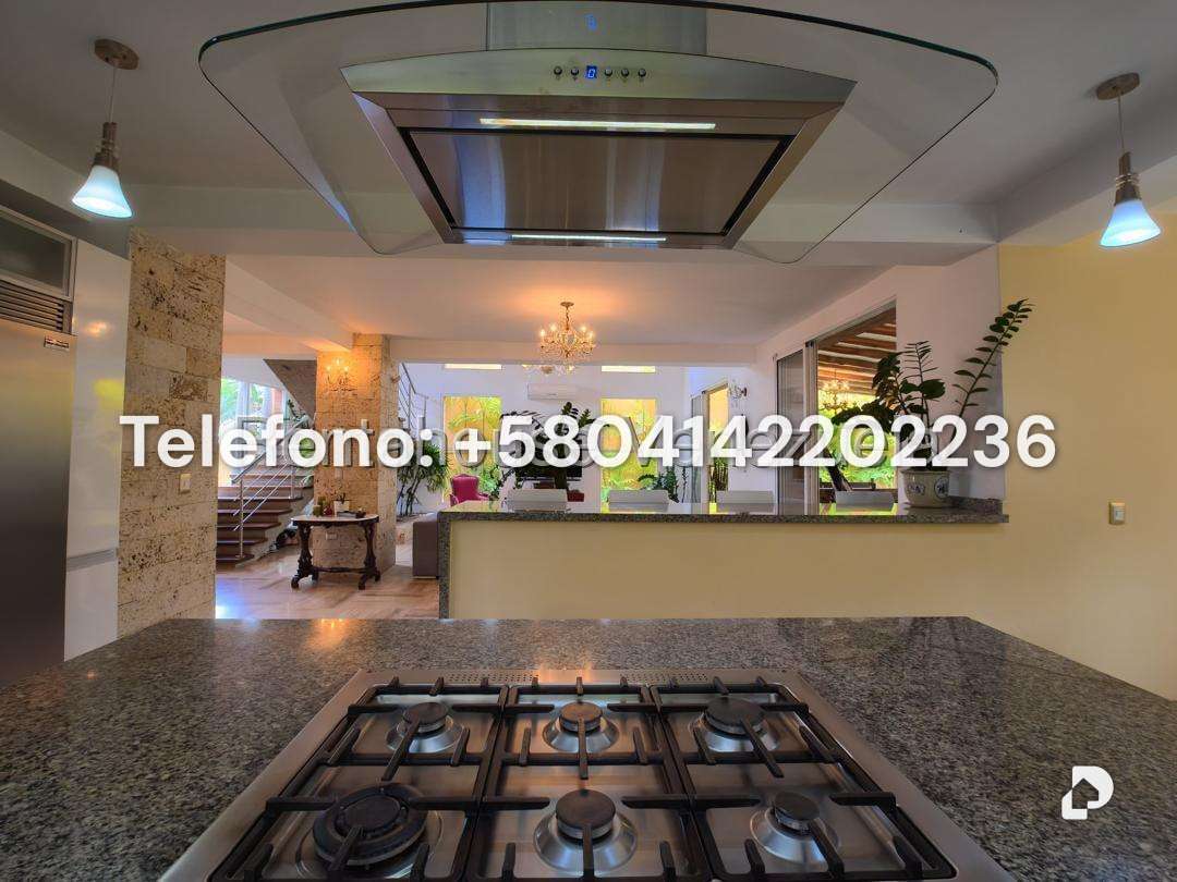 Casa en La Lagunita Country Club, Caracas – 11
