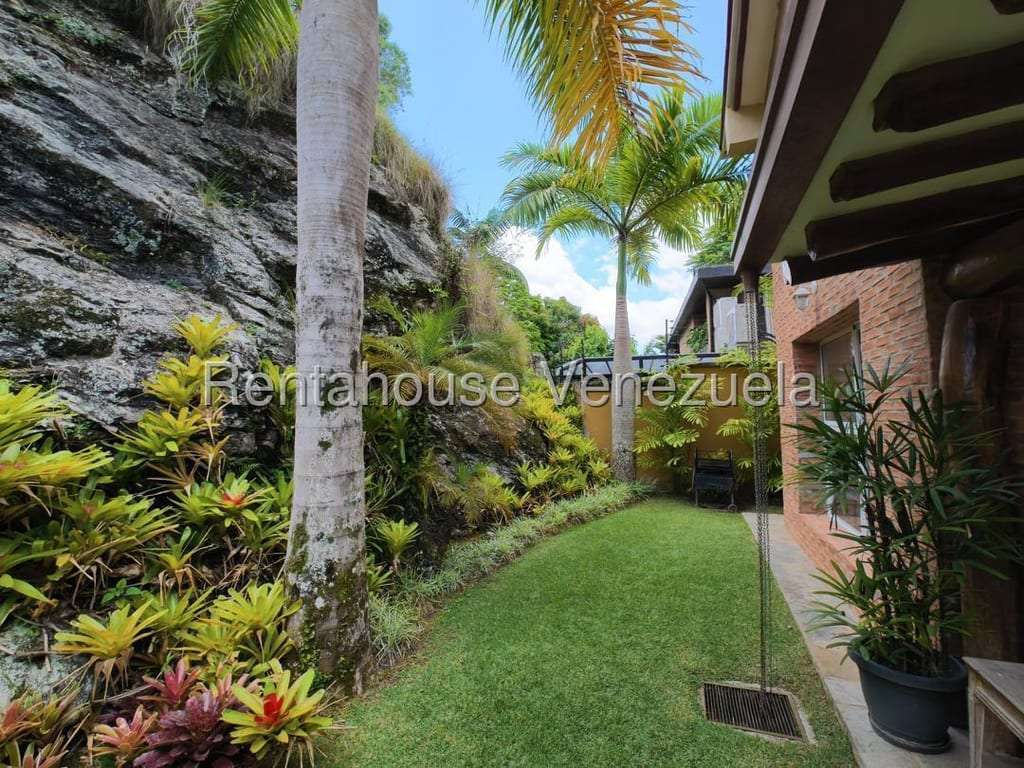 Casa en La Lagunita Country Club, Caracas