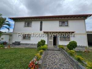 Casa en Prados del Este, Caracas - 1