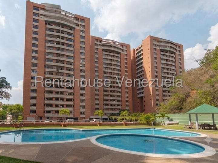 Apartamento en Urbanización Colinas de Los Chaguaramos, Caracas - 1