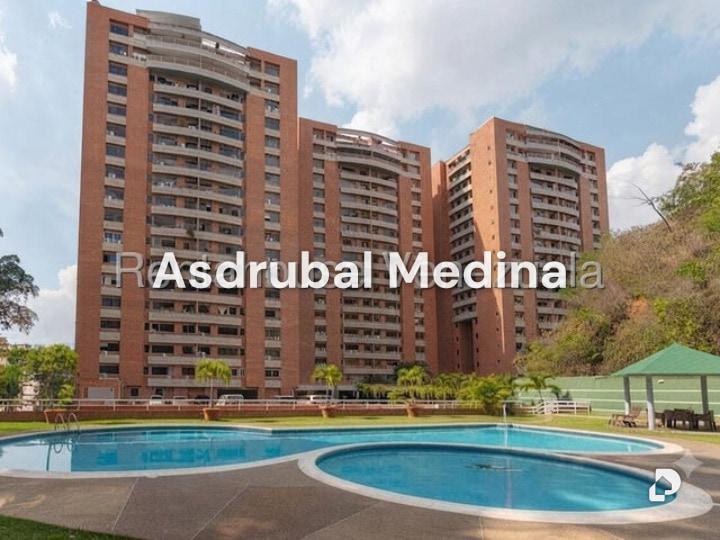 Apartamento en Urbanización Colinas de Los Chaguaramos, Caracas – 1