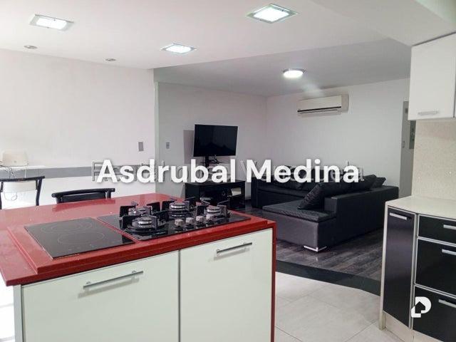 Apartamento en Urbanización Colinas de Los Chaguaramos, Caracas – 4