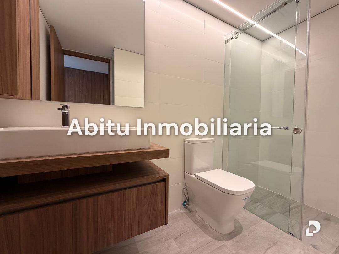 Apartamento en Las Mercedes, Caracas – 11