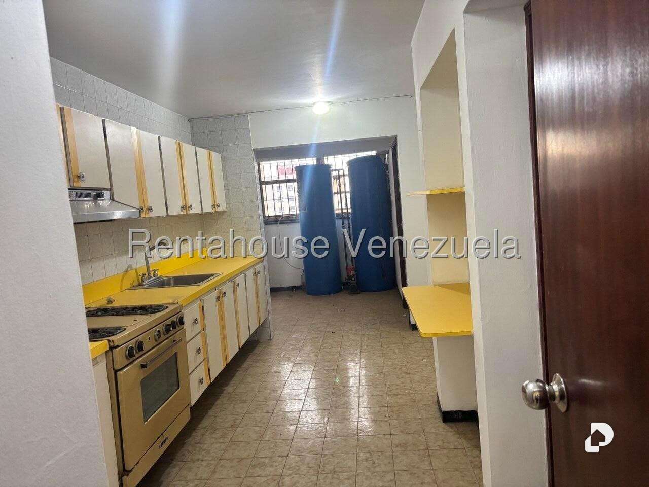 Apartamento en Sector La Lago, Maracaibo – 3