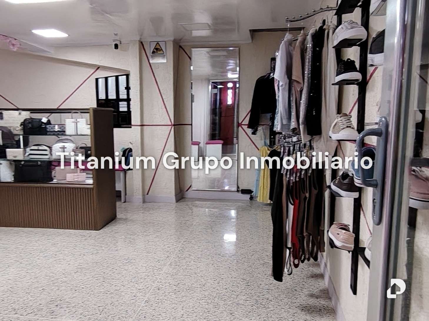 Local comercial en Las Quintas III, Naguanagua – 3