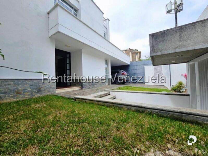 Casa en Alto Hatillo, Caracas – 13