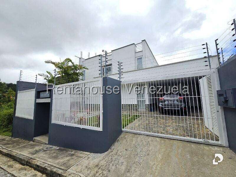 Casa en Alto Hatillo, Caracas – 15