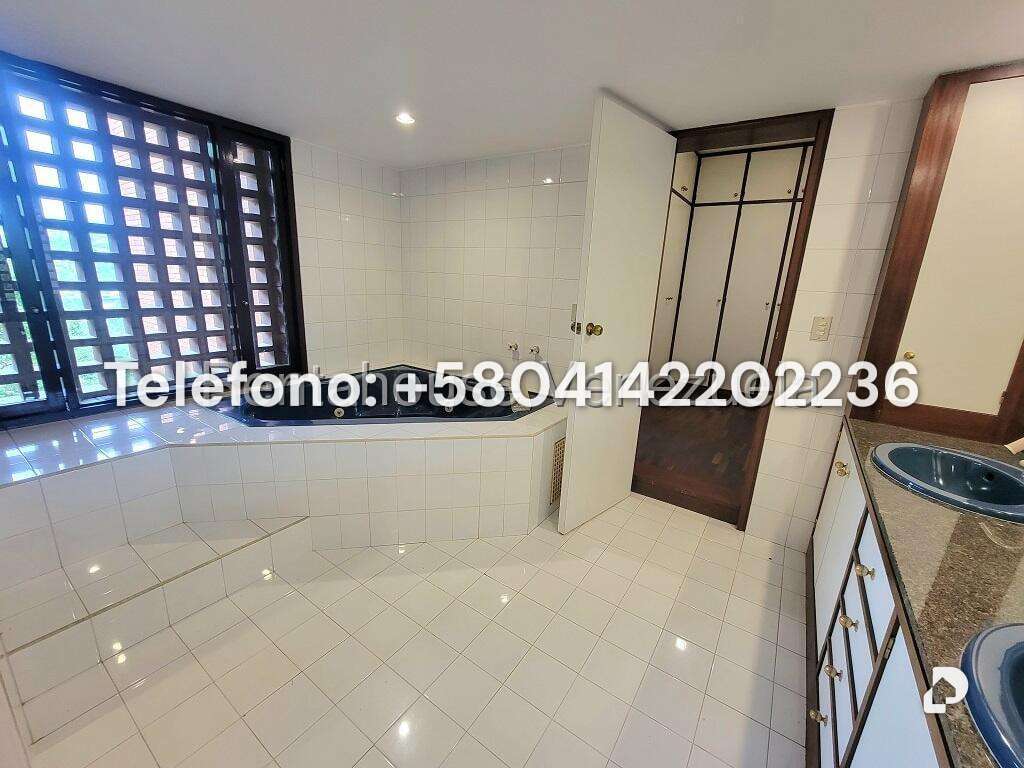 Casa en Colinas del Tamanaco, Caracas – 21