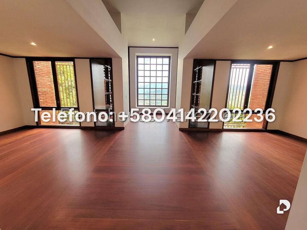 Casa en Colinas del Tamanaco, Caracas – 5