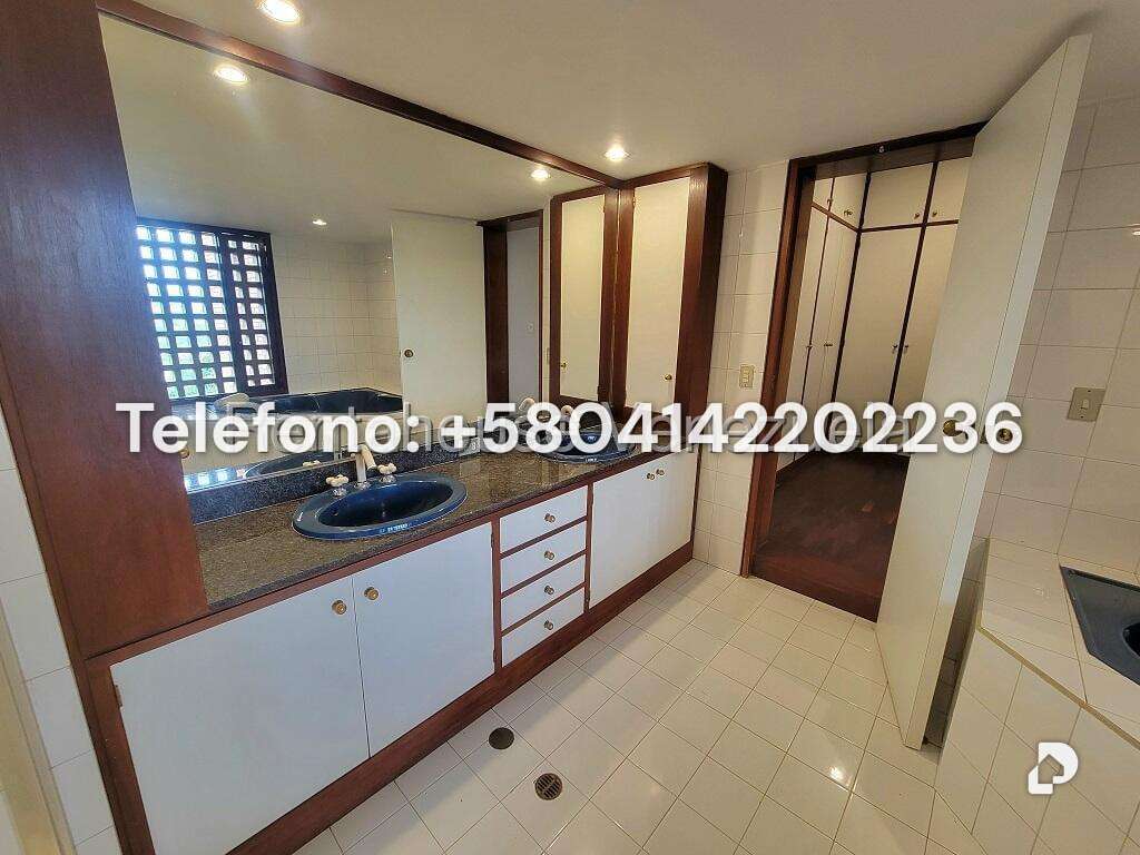 Casa en Colinas del Tamanaco, Caracas – 16