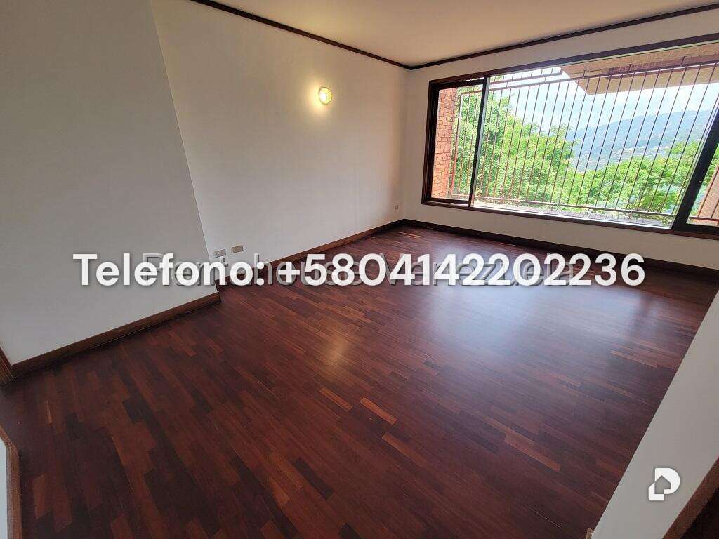 Casa en Colinas del Tamanaco, Caracas – 18