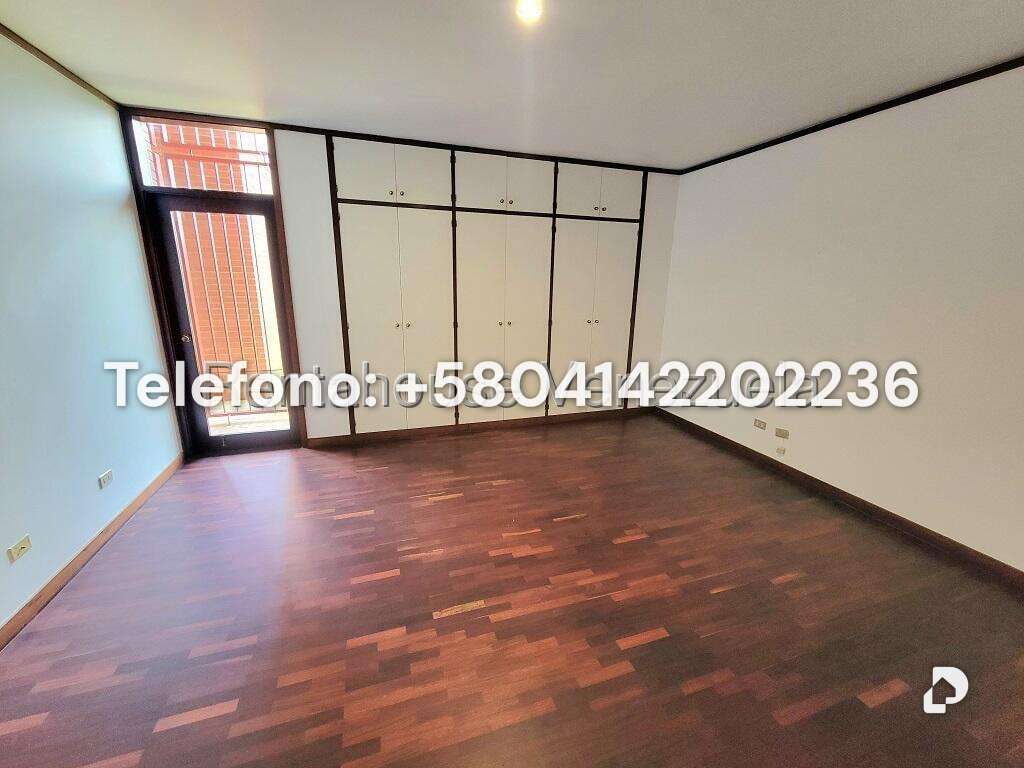 Casa en Colinas del Tamanaco, Caracas – 27