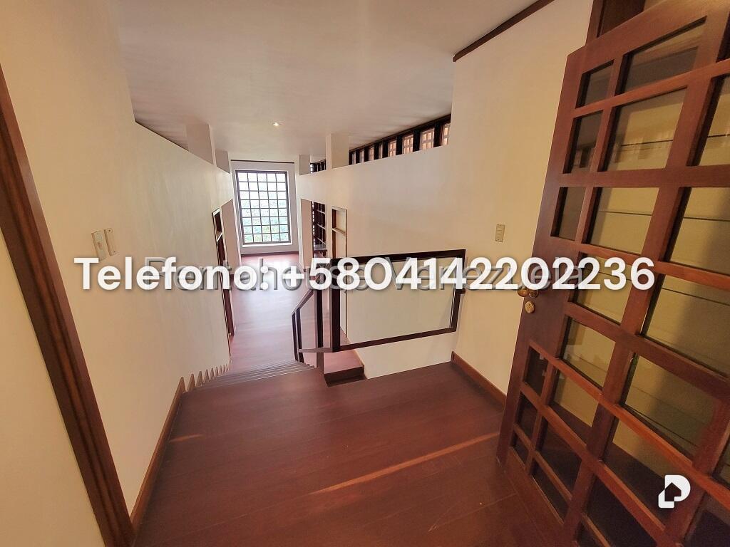 Casa en Colinas del Tamanaco, Caracas – 2