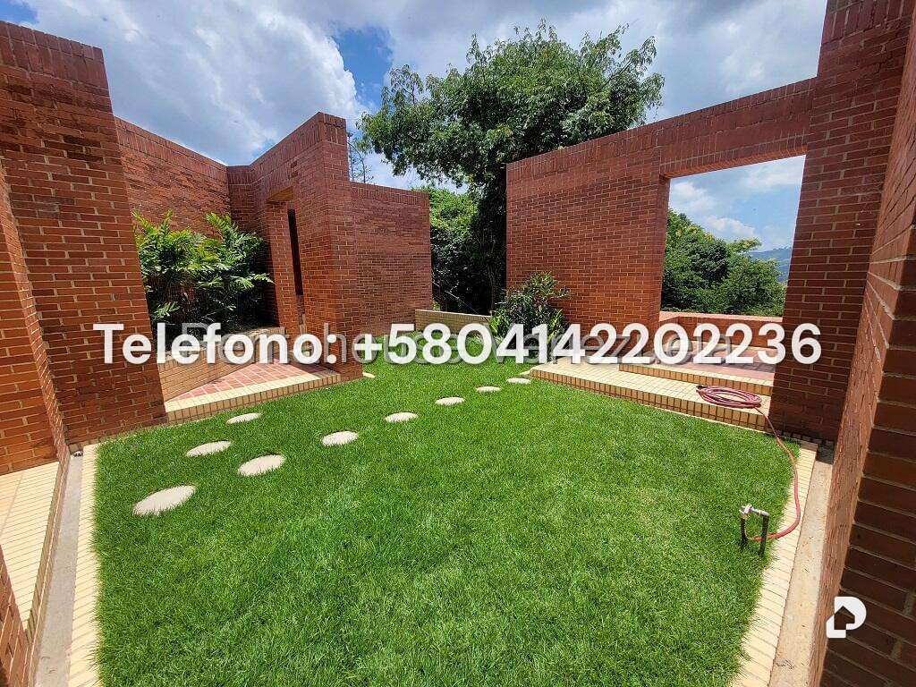 Casa en Colinas del Tamanaco, Caracas – 37