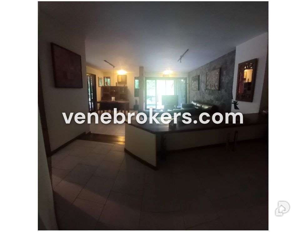 Casa en La Boyera, Caracas – 8
