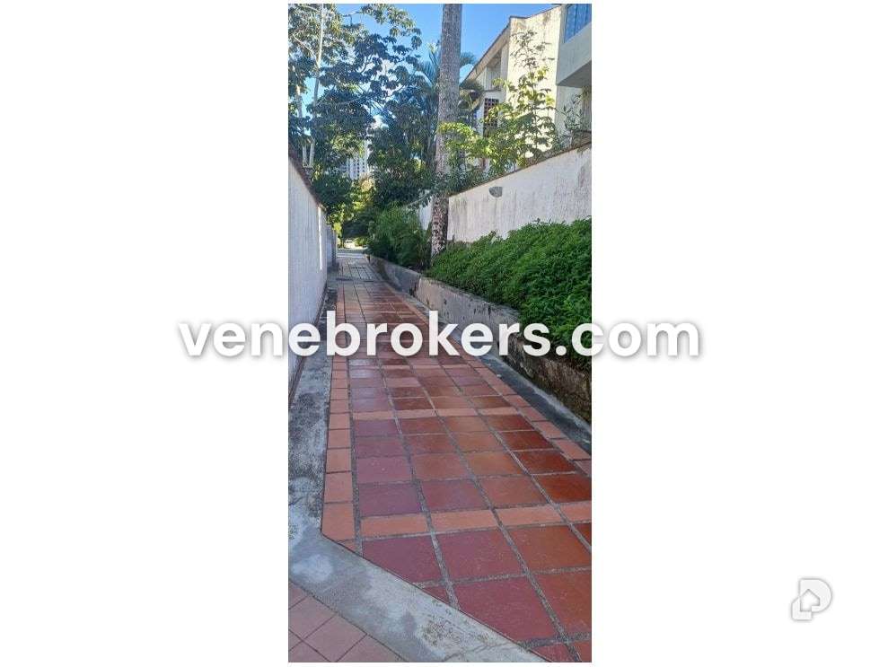 Casa en La Boyera, Caracas – 20