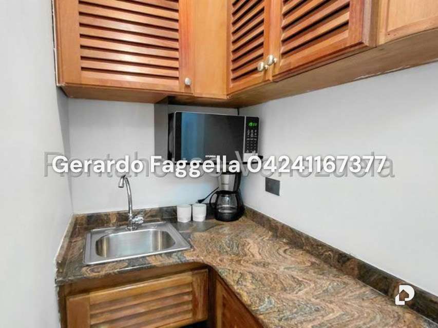Oficina en Campo Alegre, Caracas – 8